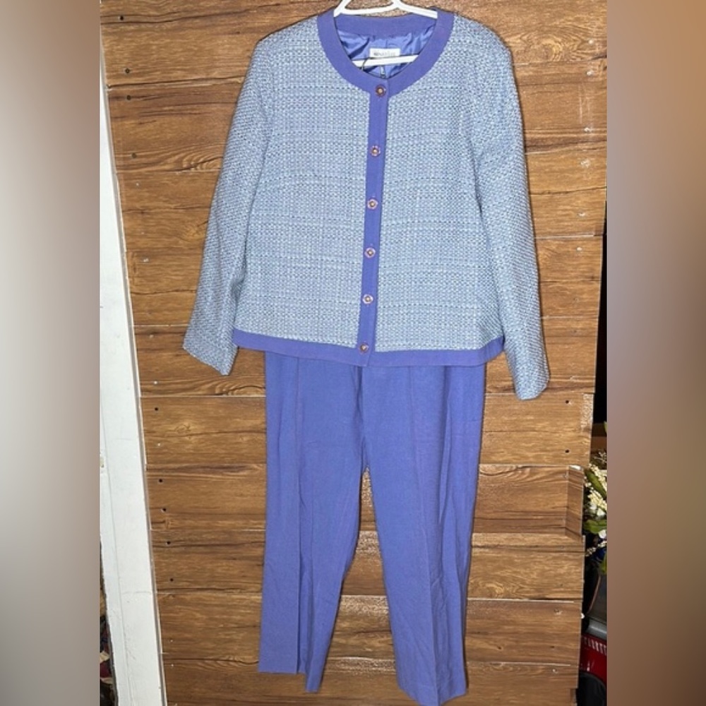 Vintage Henry Lee women’s blazers and pants suit size 14
